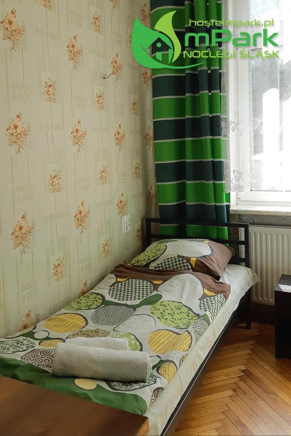 Mpark Noclegi Slask ホジューフ エクステリア 写真